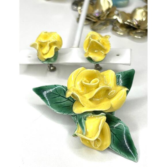 VINTAGE Brooch Earrings Yellow Rose Porcelain Capodimonte vtg Flower AU01 - Picture 3 of 6